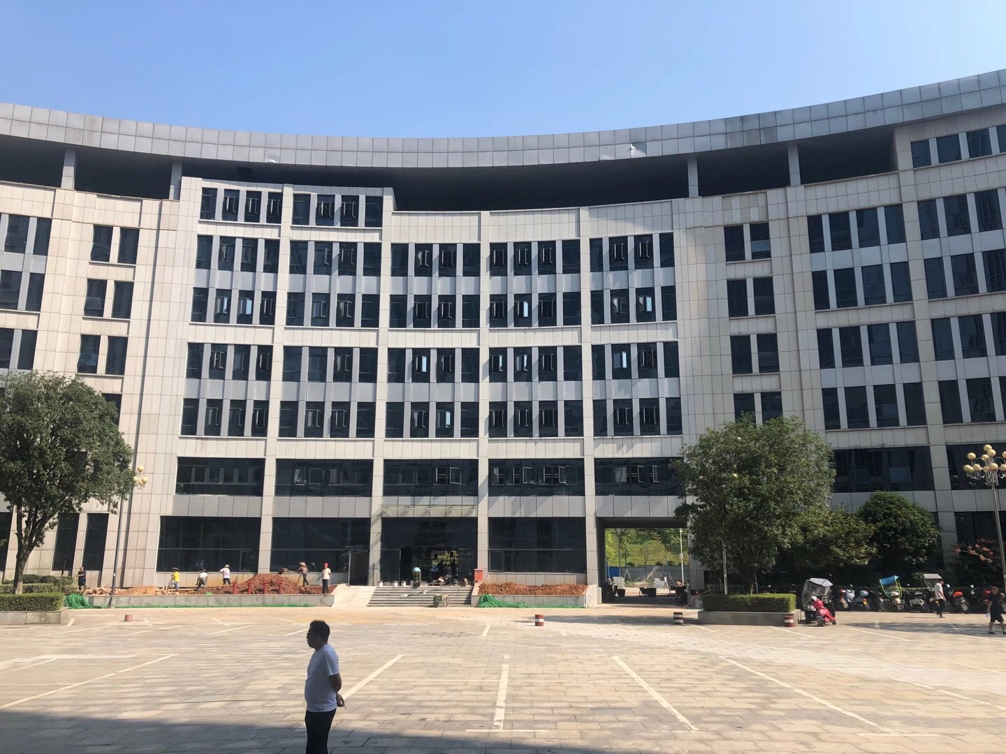 懷化市民服務(wù)中心消防整改、便民服務(wù)設(shè)施改擴建及修繕工程